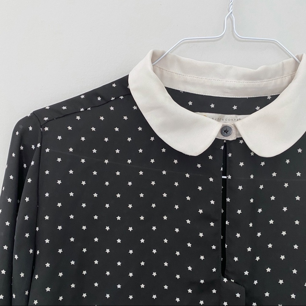 Lauren Conrad star print Peter Pan collar top - Picture 2 of 4
